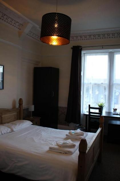 Ardmillan Hotel - image 6