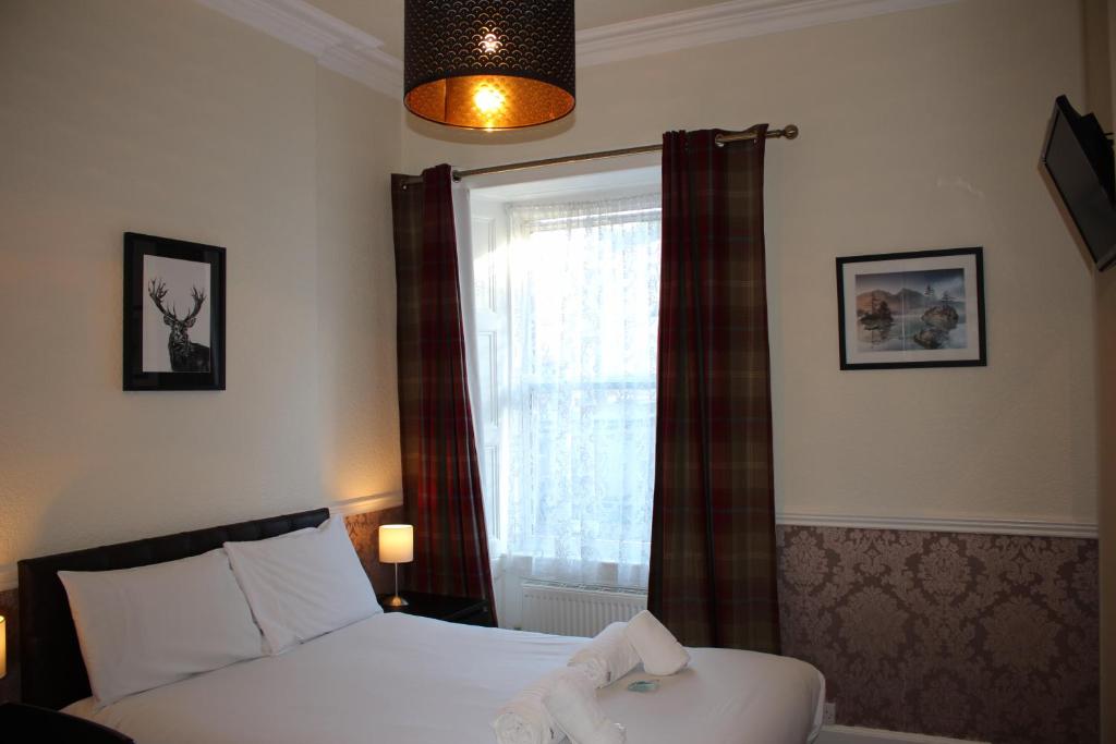 Ardmillan Hotel - image 7