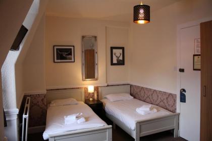 Ardmillan Hotel - image 9