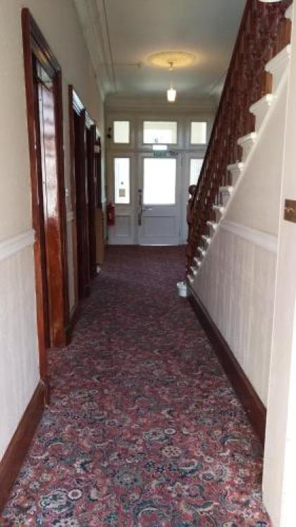 Edinburgh House Hotel - B&B - image 11