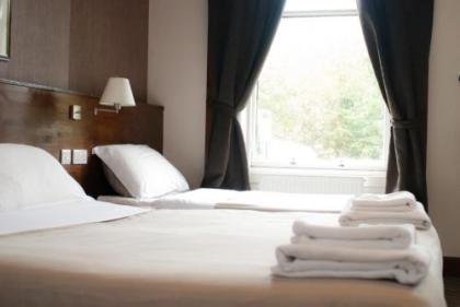 Edinburgh House Hotel - B&B - image 3