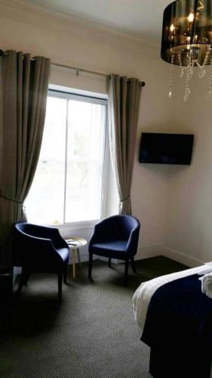The Edinburgh Lodge - image 13
