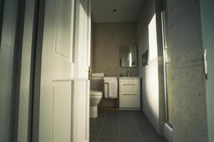 Duthus Lodge Guest House - image 14