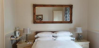 Highfield Guest House - image 14