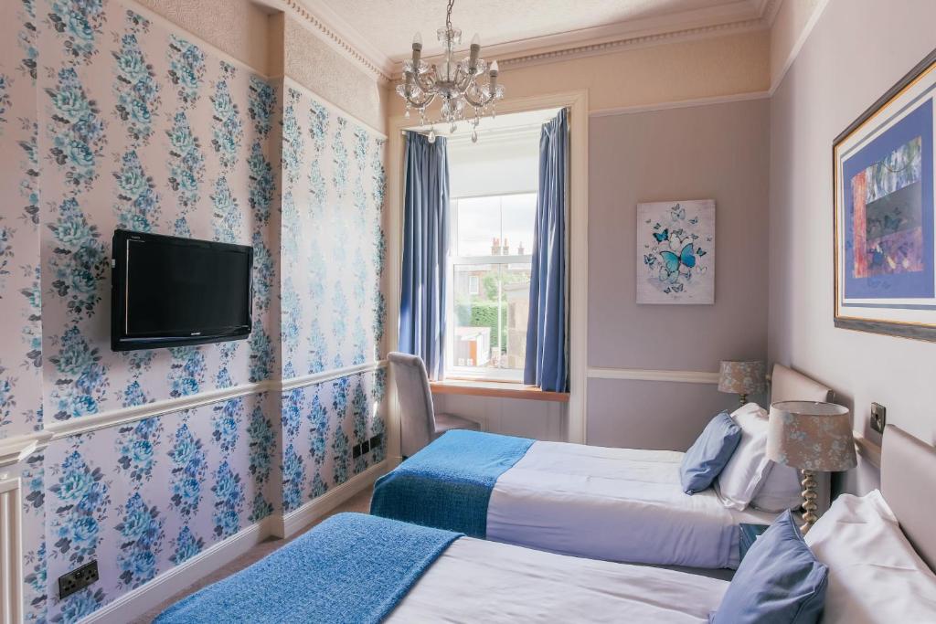 Braid Hills Hotel - image 2