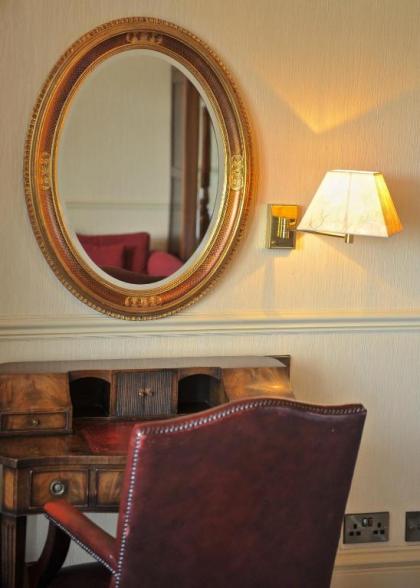 Braid Hills Hotel - image 20