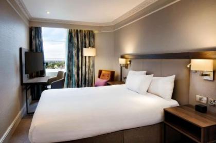 Hilton Edinburgh Carlton - image 5