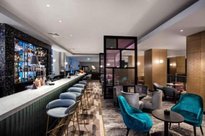 Hilton Edinburgh Carlton - image 9