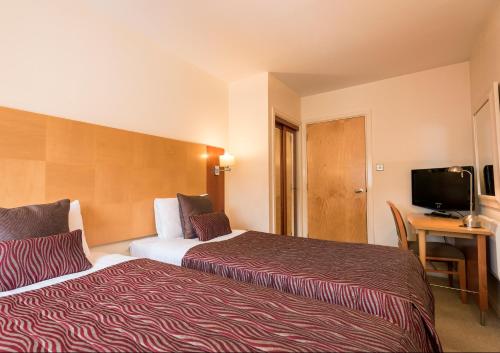 Holyrood Aparthotel - image 6