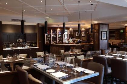Edinburgh Holyrood Hotel - image 8