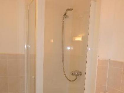 Broughton Hotel - image 13