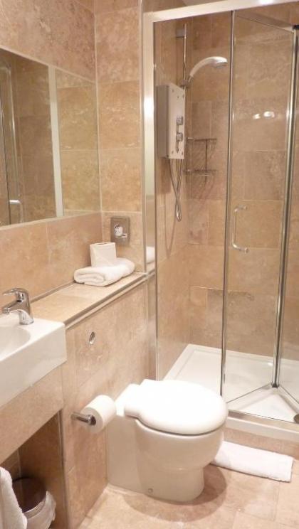 Kingsway Guest House - image 3