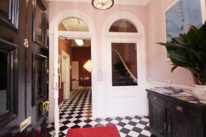 Southside Guest House - image 10