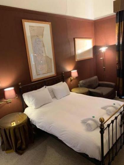 Southside Guest House - image 14