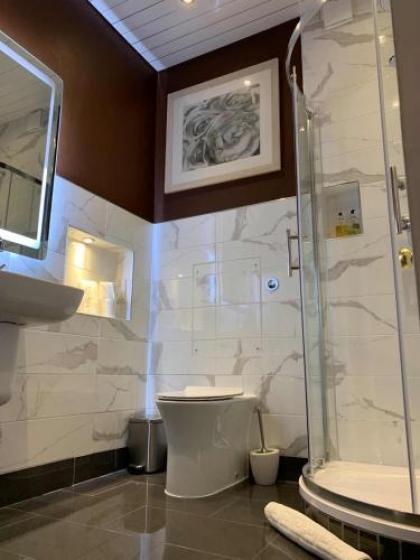 Southside Guest House - image 17