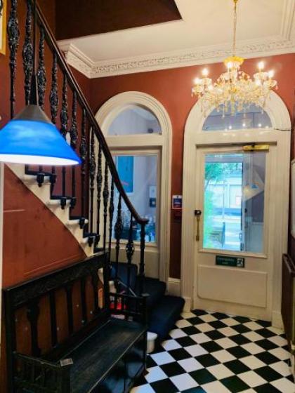 Southside Guest House - image 8