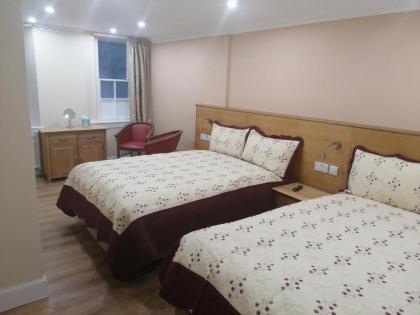 Cumberland Hotel - image 7