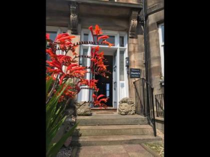 Martins Guest House - image 1