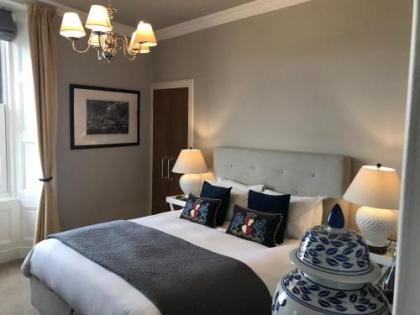 Martins Guest House - image 10