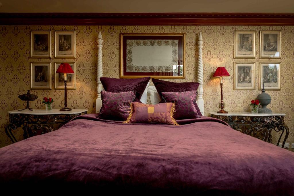 Prestonfield House - image 2