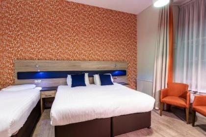 Cairn Hotel - image 10