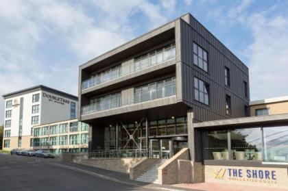 DoubleTree by Hilton Edinburgh - Queensferry Crossing - image 1