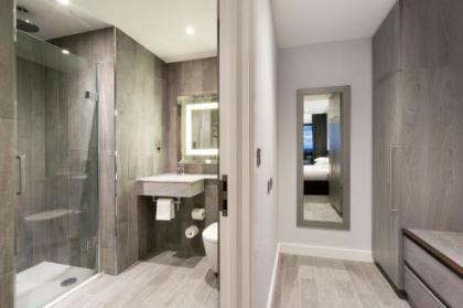 DoubleTree by Hilton Edinburgh - Queensferry Crossing - image 19