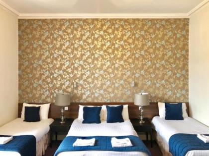 Park View House Hotel - image 2