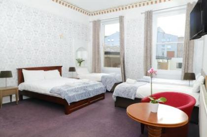 Park View House Hotel - image 3