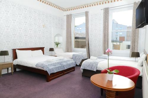 Park View House Hotel - image 3