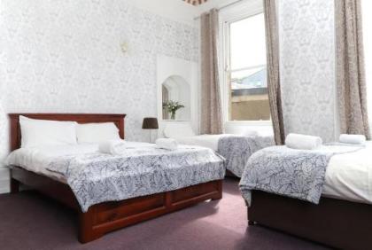 Park View House Hotel - image 8