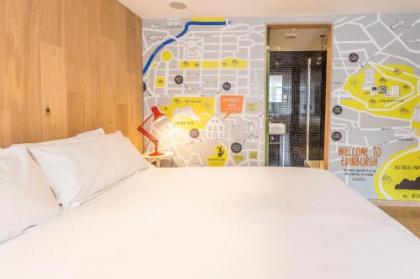 Grassmarket Hotel - image 1