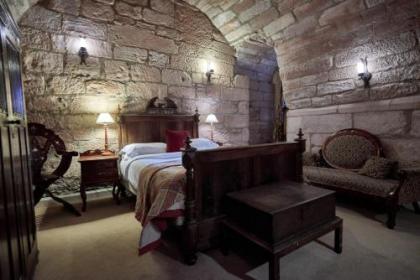 Dalhousie Castle Hotel - image 5