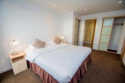 Ocean Apartments - image 2