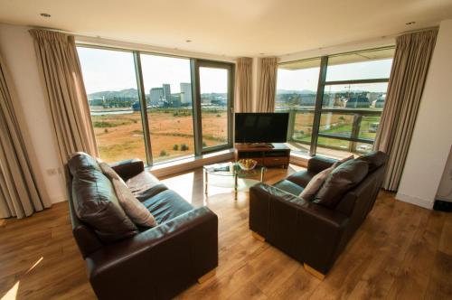 Ocean Apartments - image 6