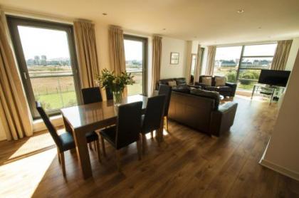 Ocean Apartments - image 8