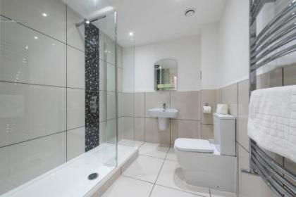 Grosvenor Suites - image 18
