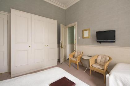 Sherwood Guest House - image 12