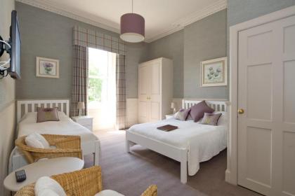 Sherwood Guest House - image 2