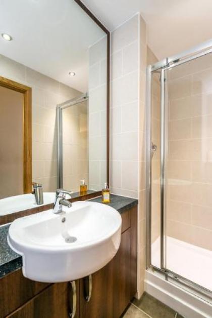 KM Apartments - image 14
