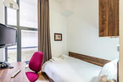 KM Apartments - image 18