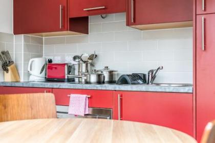 KM Apartments - image 7