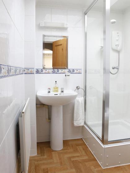 Abbotsford Guest House - image 13