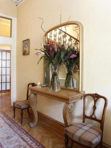 Abbotsford Guest House - image 6