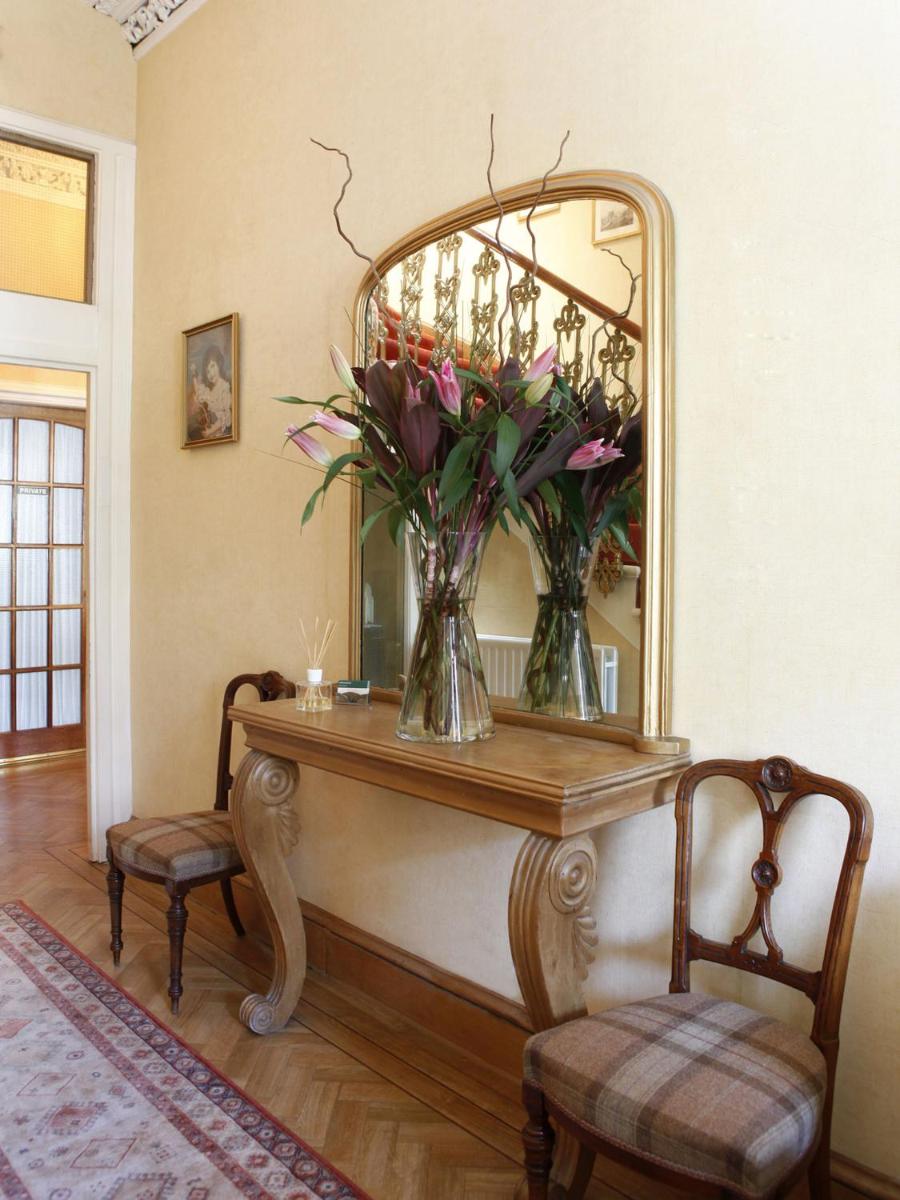 Abbotsford Guest House - image 6