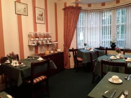 Acer Lodge Guest House - image 8