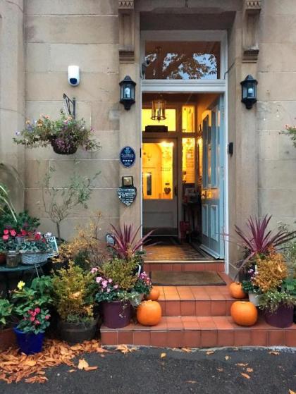 Albyn Townhouse - image 1