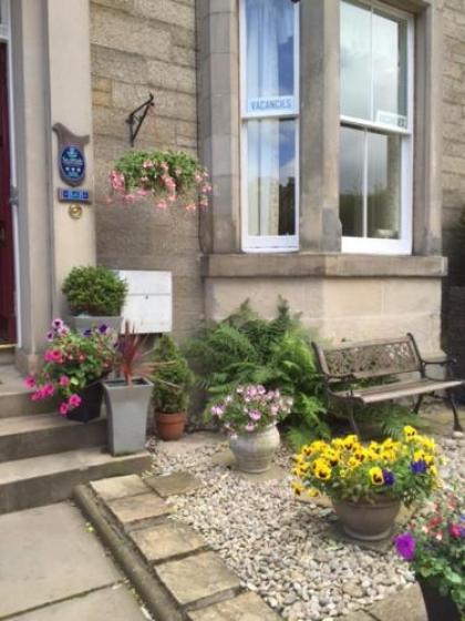 Sonas Guesthouse - image 1