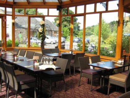 Laird And Dog Inn - image 11