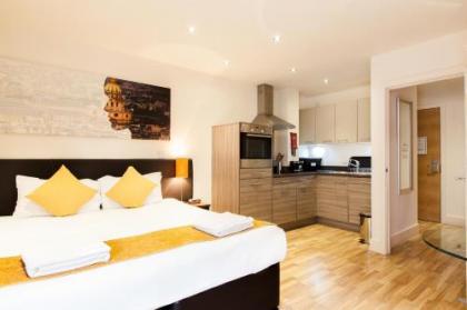 Staycity Aparthotels West End - image 14